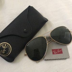 Ray bans with case